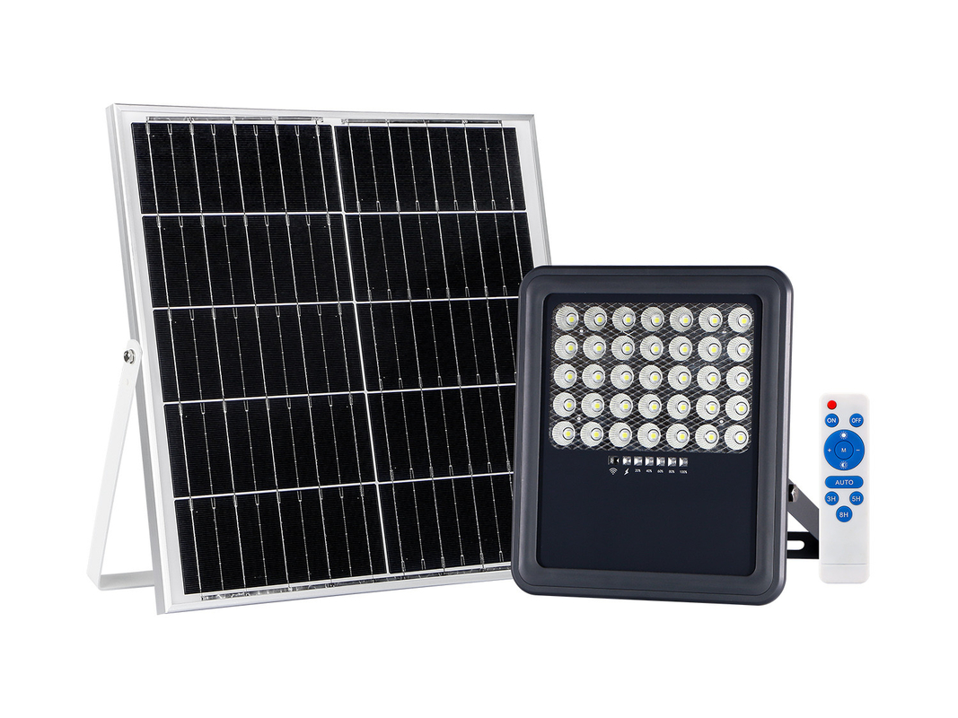 Ultra Thin 35mm Solar Panel Flood Lights 1800lm PIR Sensor IP65 Beam Angle 90 Degree